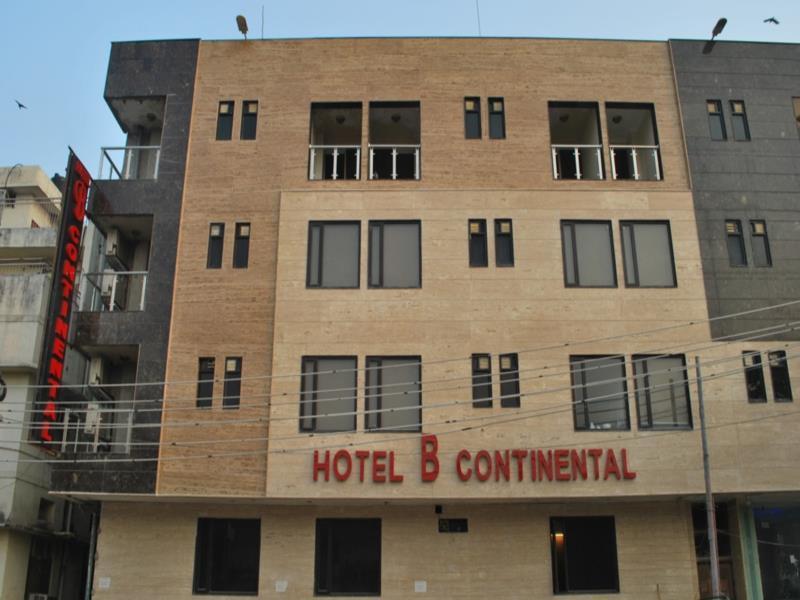 Hotel B Continental Delhi  Bagian luar foto